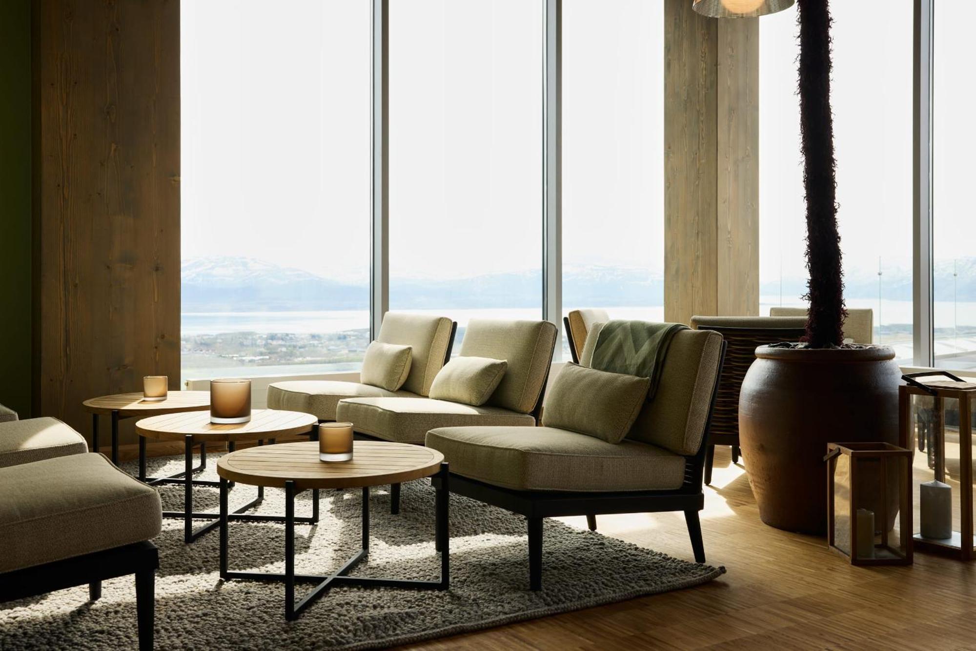 Wood Hotel